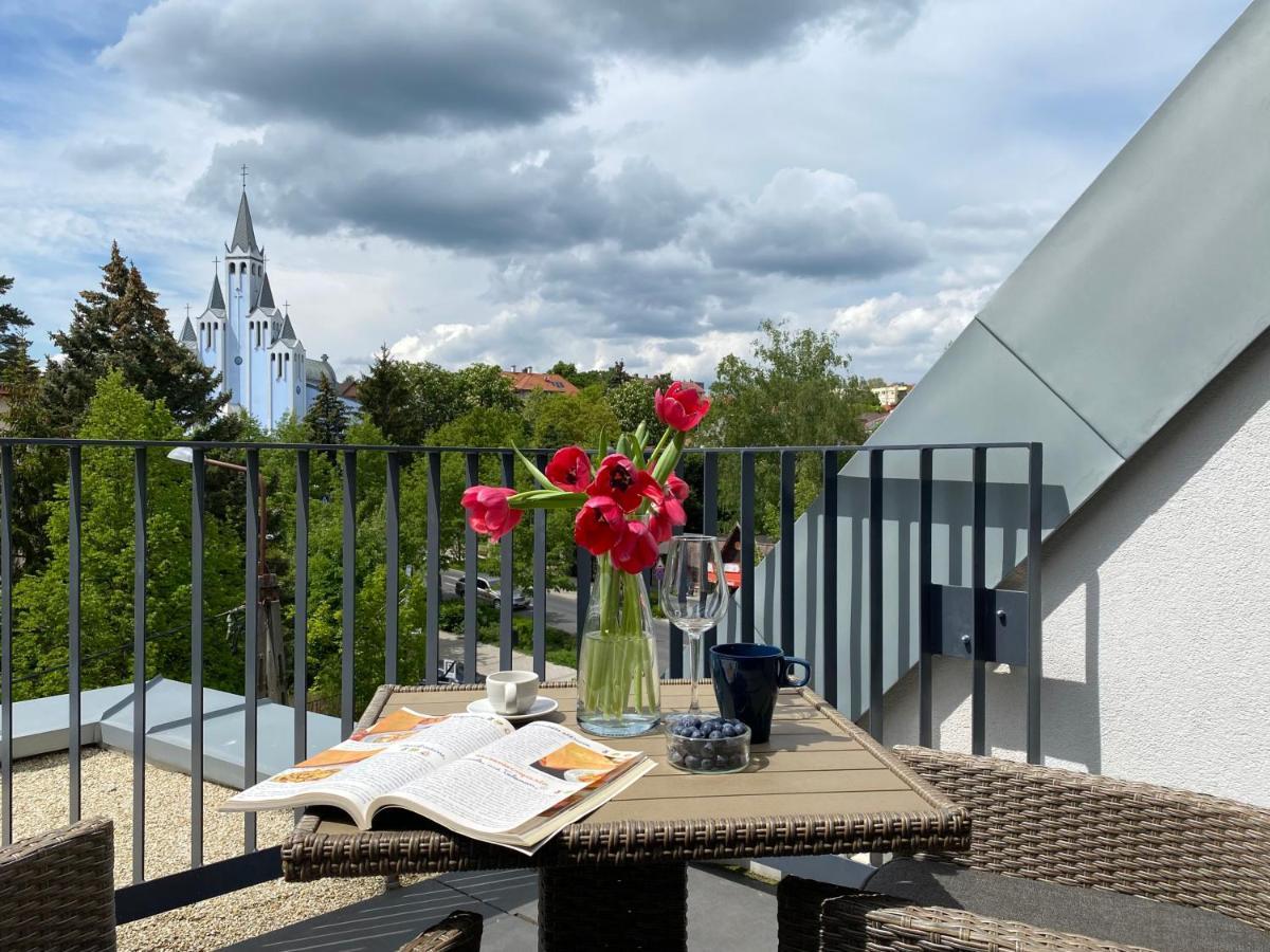 Iris Appartement In Heviz Mit Tiefgarage Und Panoramaaussicht 外观 照片