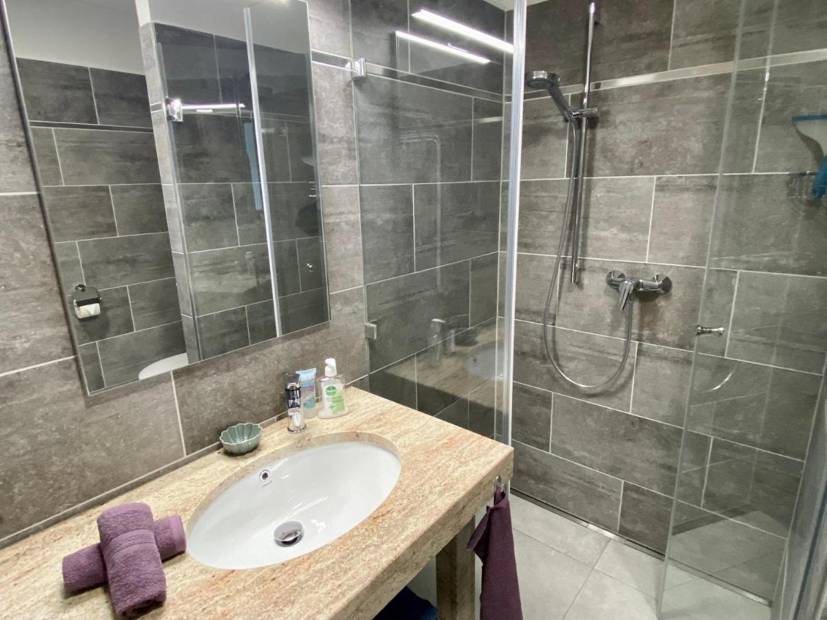 Iris Appartement In Heviz Mit Tiefgarage Und Panoramaaussicht 外观 照片